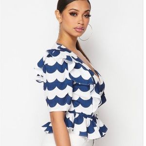 NWOT The Sang Linen Crossover blue and white top